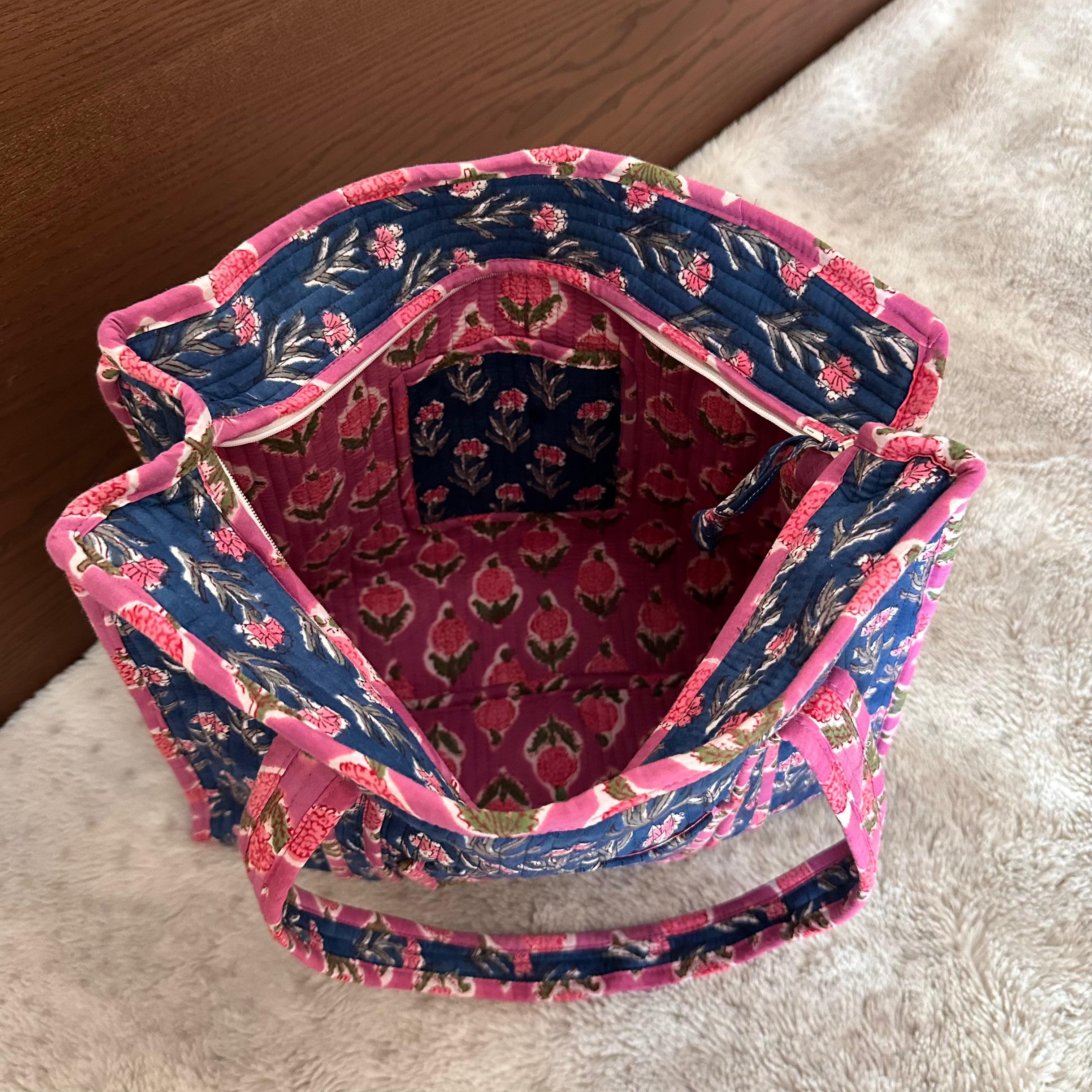 Bloom Tote bag